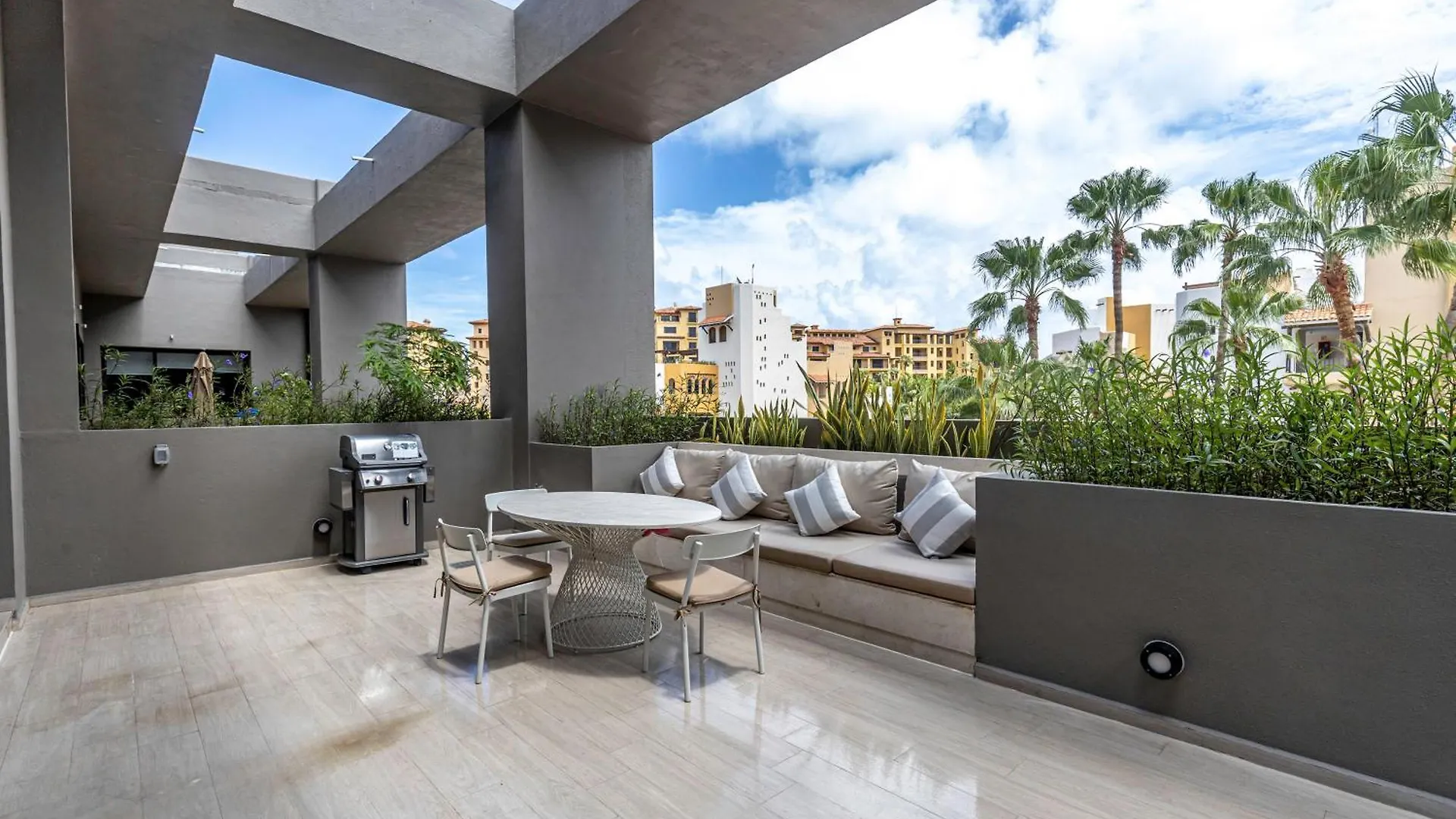 Bisbee'S Favorite In Cabo Marina Sleeps 12 Villa Cabo San Lucas